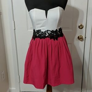 Francesca's Collection Floral Pink Strapless dress